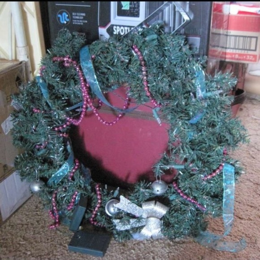 Wreath on Wire Frame & Hanger Partially Decorated Untested Lights Battery Packs